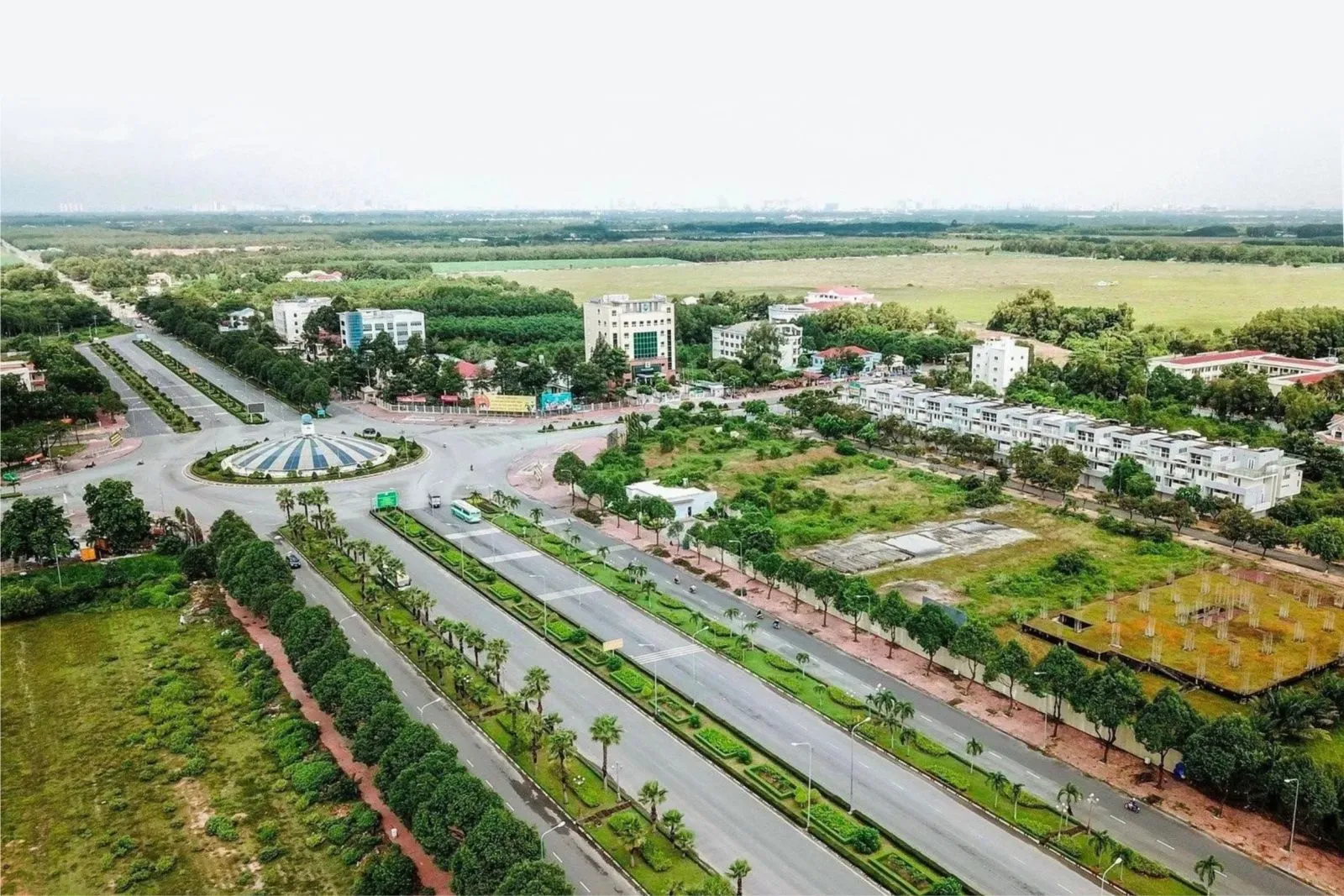 cham soc canh quan kcn-nhon trach